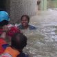Bayi dan Lansia Selamat dari Derasnya Banjir di Cikarang