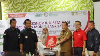 Pengelolaan Sampah Terpadu, CCEP Dukung Pembuatan Modul Bank Sampah di Kabupaten Bekasi