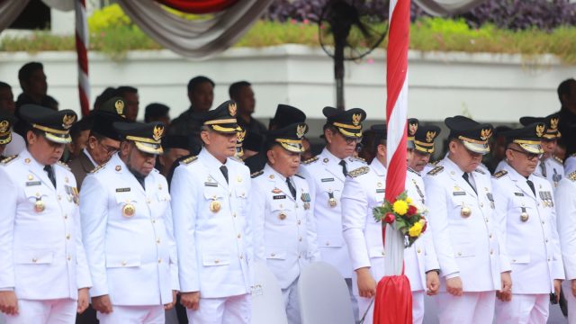 Pj Wali Kota Bekasi Hadiri Peringatan Hari Otda di Surabaya
